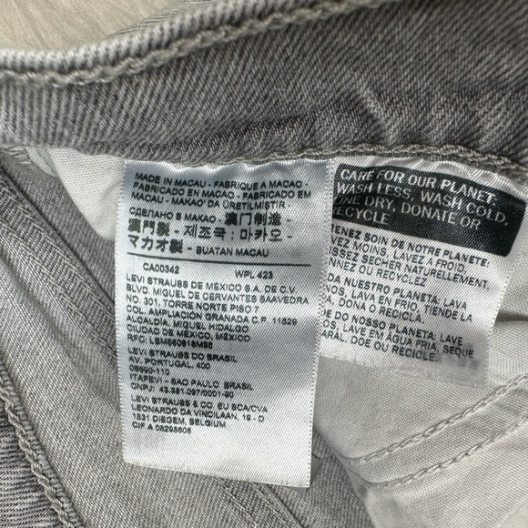 NWOT—Levi’s Wedgie Straight Jeans - Picture 7 of 10